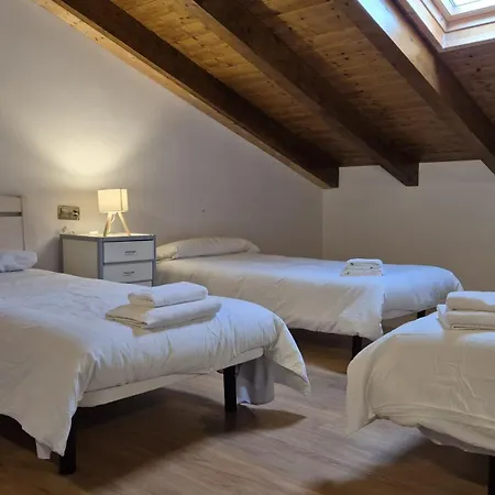 Casa Juanantonio * Murillo de Liena